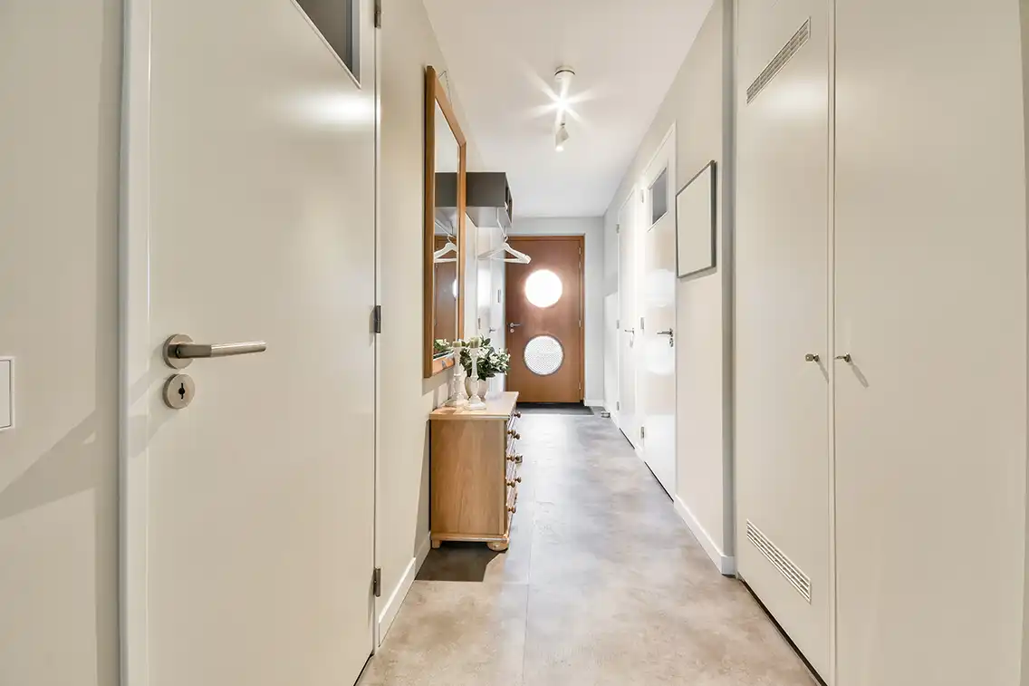 Creating a Mess-Free, Accessible Entryway